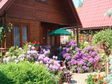 RELAKS база відпочинку літні будиночки сімейні номери нічліги відпочинок в Польщі Балтійське море Леба