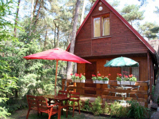 RELAKS база відпочинку літні будиночки сімейні номери нічліги відпочинок в Польщі Балтійське море Леба