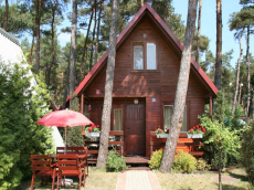 RELAKS база відпочинку літні будиночки сімейні номери нічліги відпочинок в Польщі Балтійське море Леба