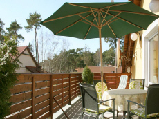 RELAKS база відпочинку літні будиночки сімейні номери нічліги відпочинок в Польщі Балтійське море Леба